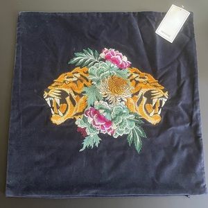 H&M Tiger Pillow Cover NWT